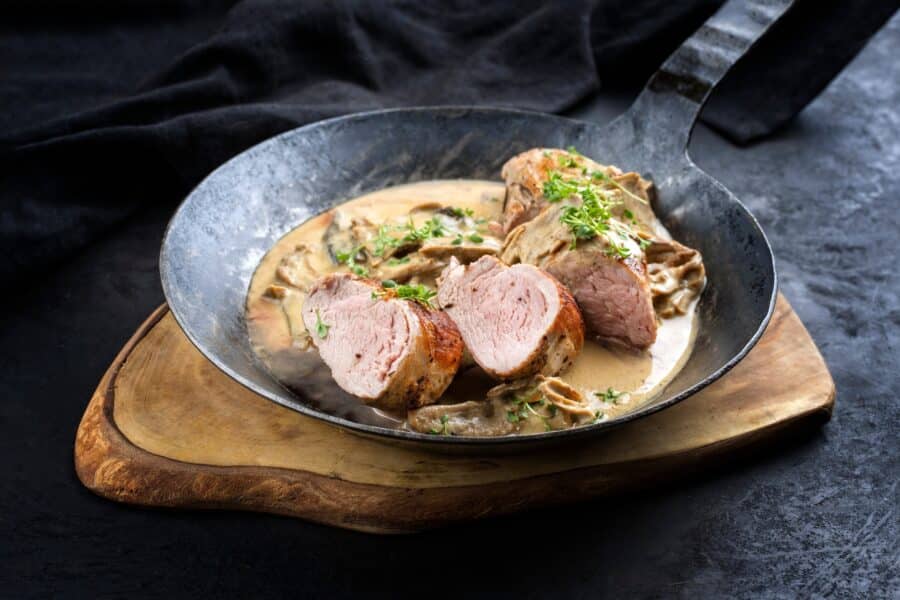 varkenshaas tournedos met champignons iberico pork medaillon